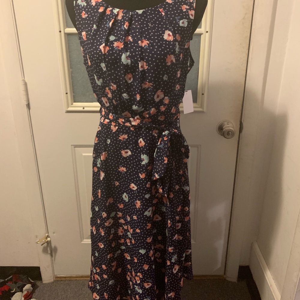 Beautiful navy dress! Size 12.
